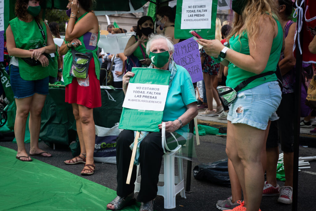 Nina Brugo, integrante histórica de la Campaña por el Aborto Legal